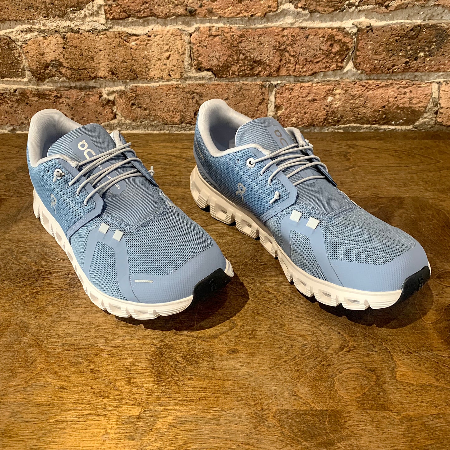 Cloud 6 Men's Chambray | White