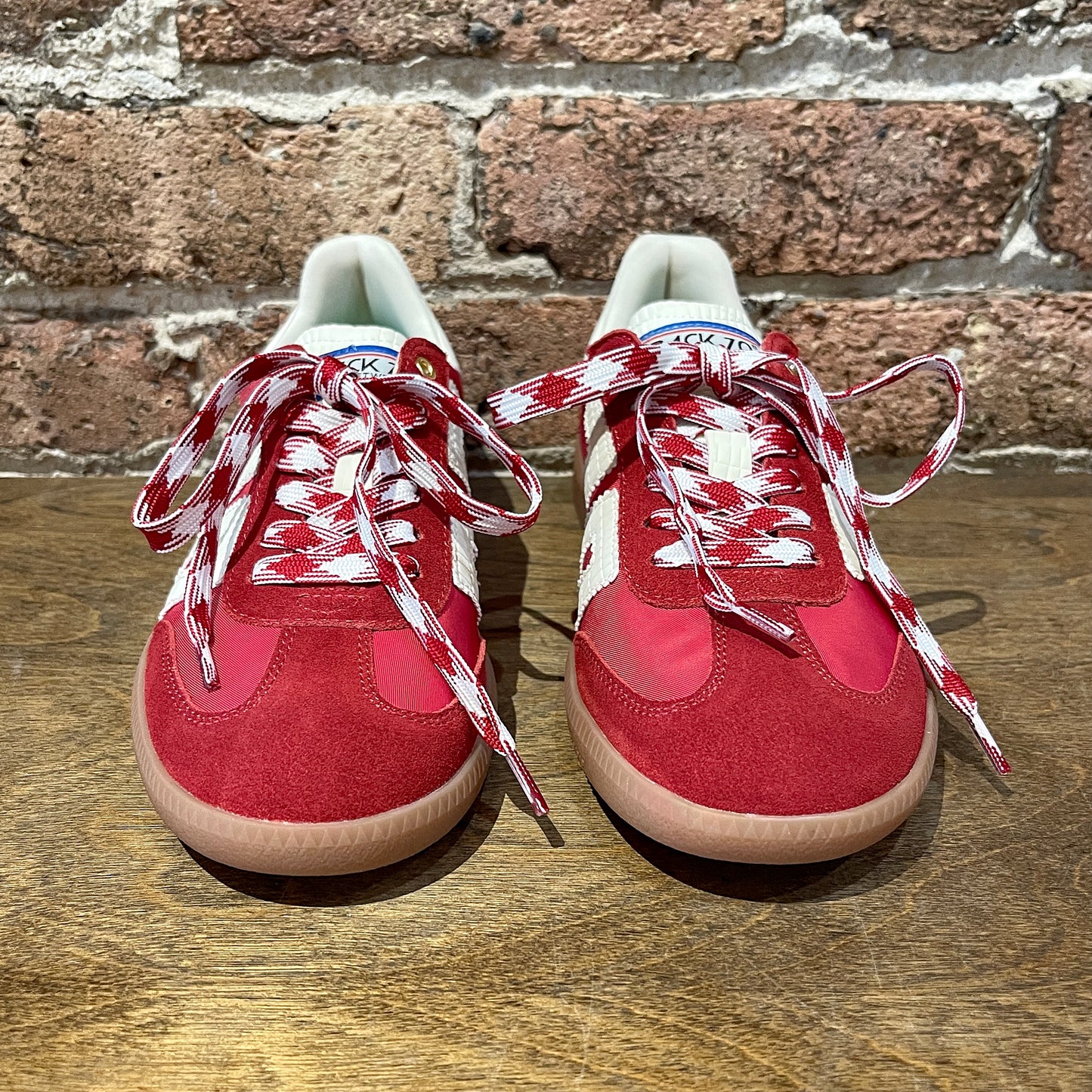 BACK 70 Ghost Red