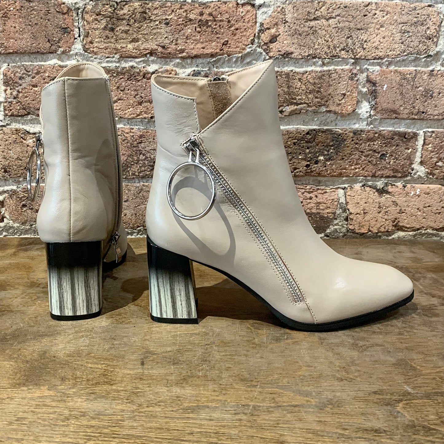 Azura Fabulosa Booties