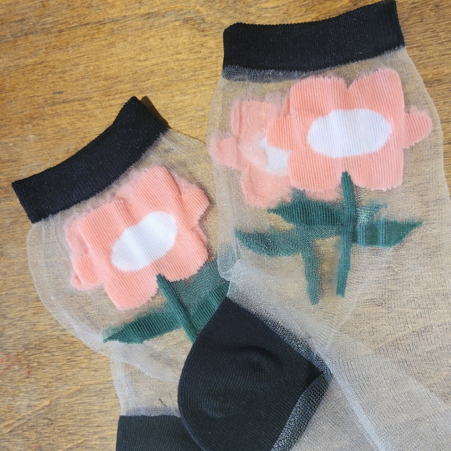 Crew See-Through Big Flower Socks