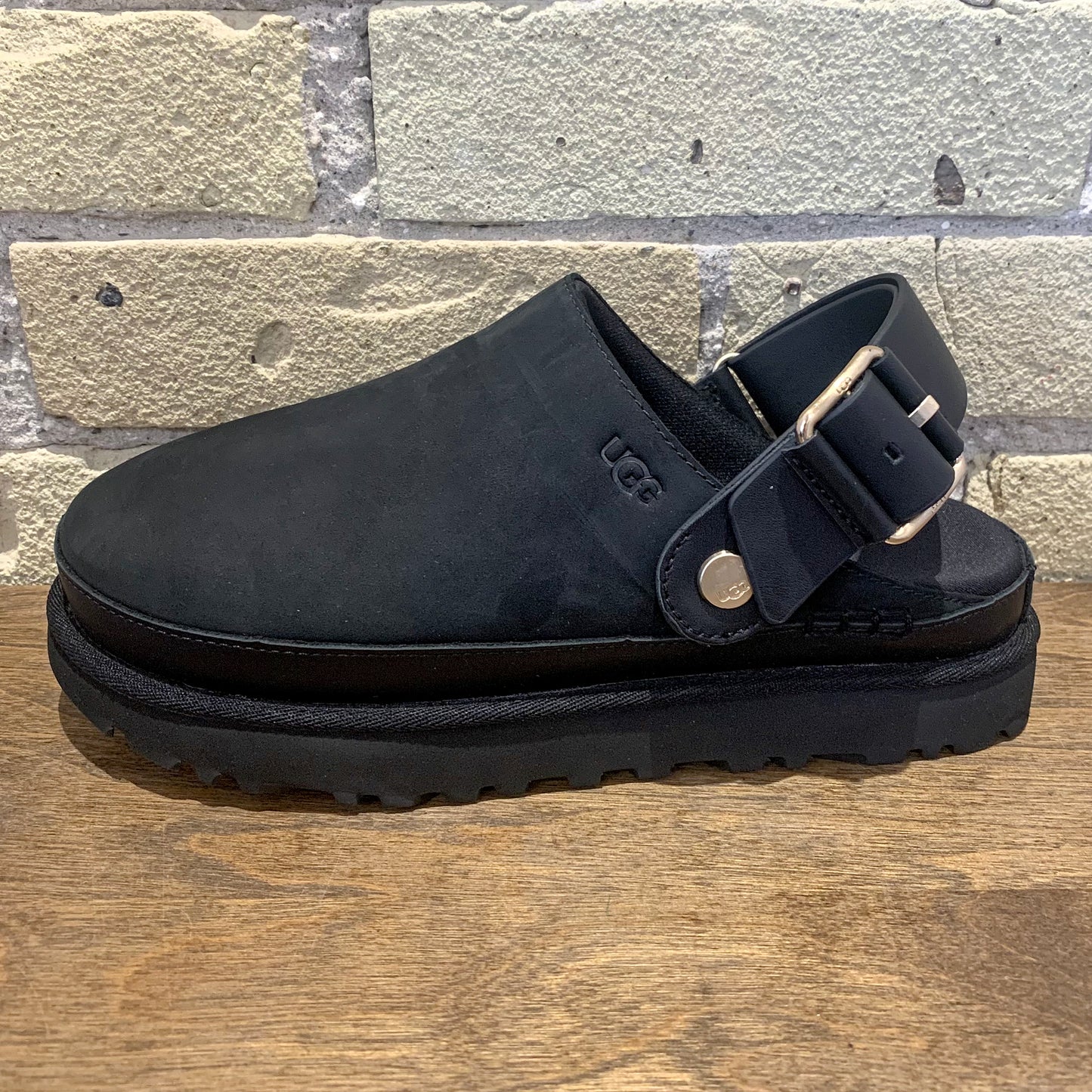 UGG Women's Goldenstar Villa Clog