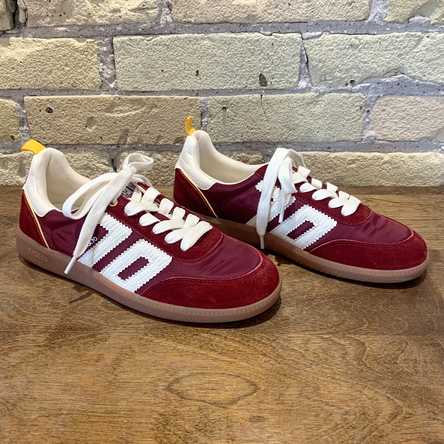 BACK 70 Ghost N Wine Yellow Milk