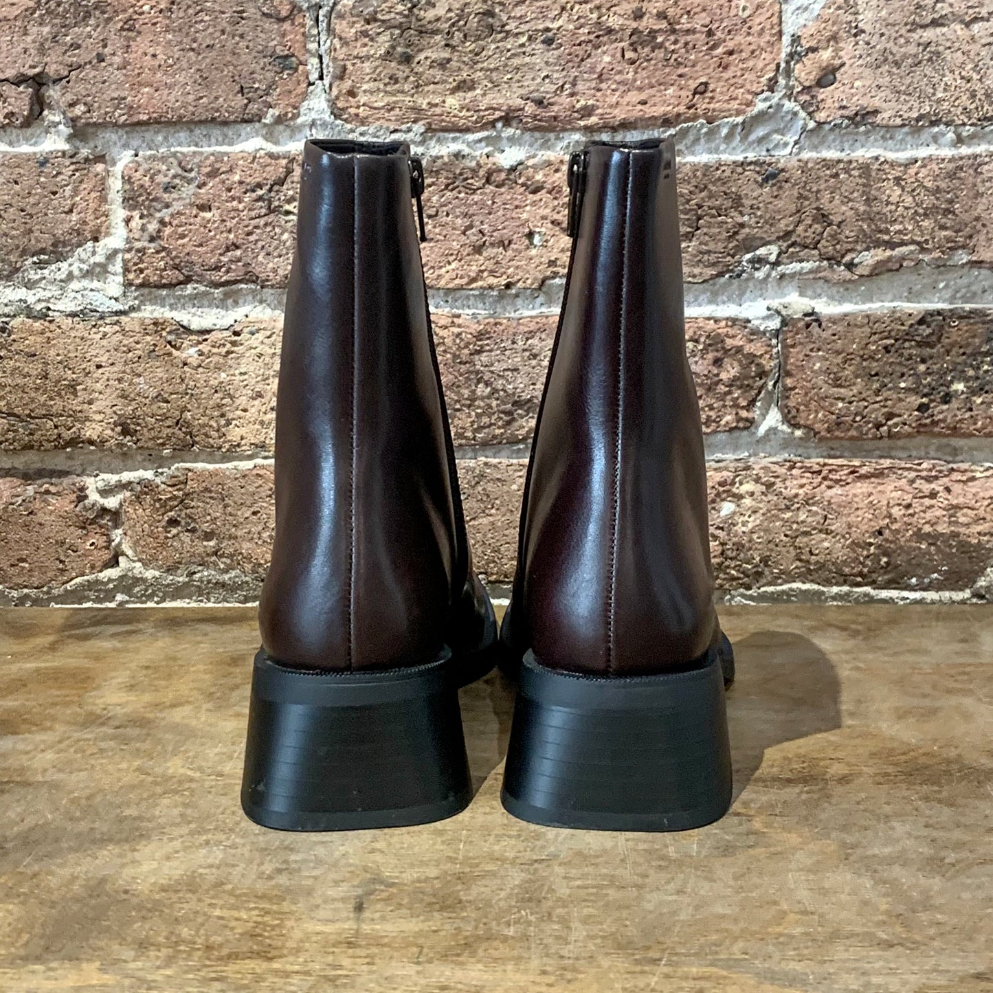 Vagabond Blanca Chocolate Boot