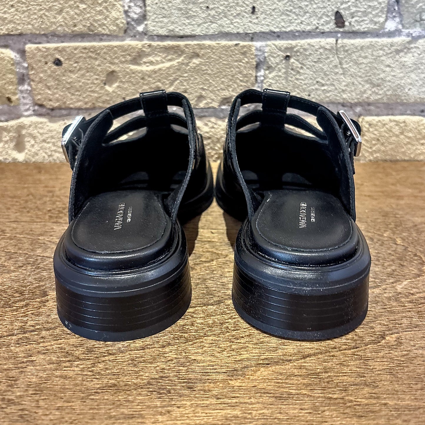 Vagabond Ellis Mule Black - shoostore
