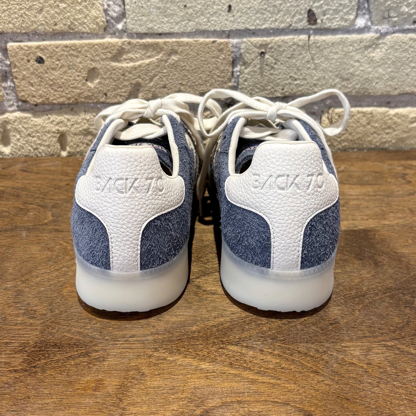 BACK 70 Boston LS Blue Milk