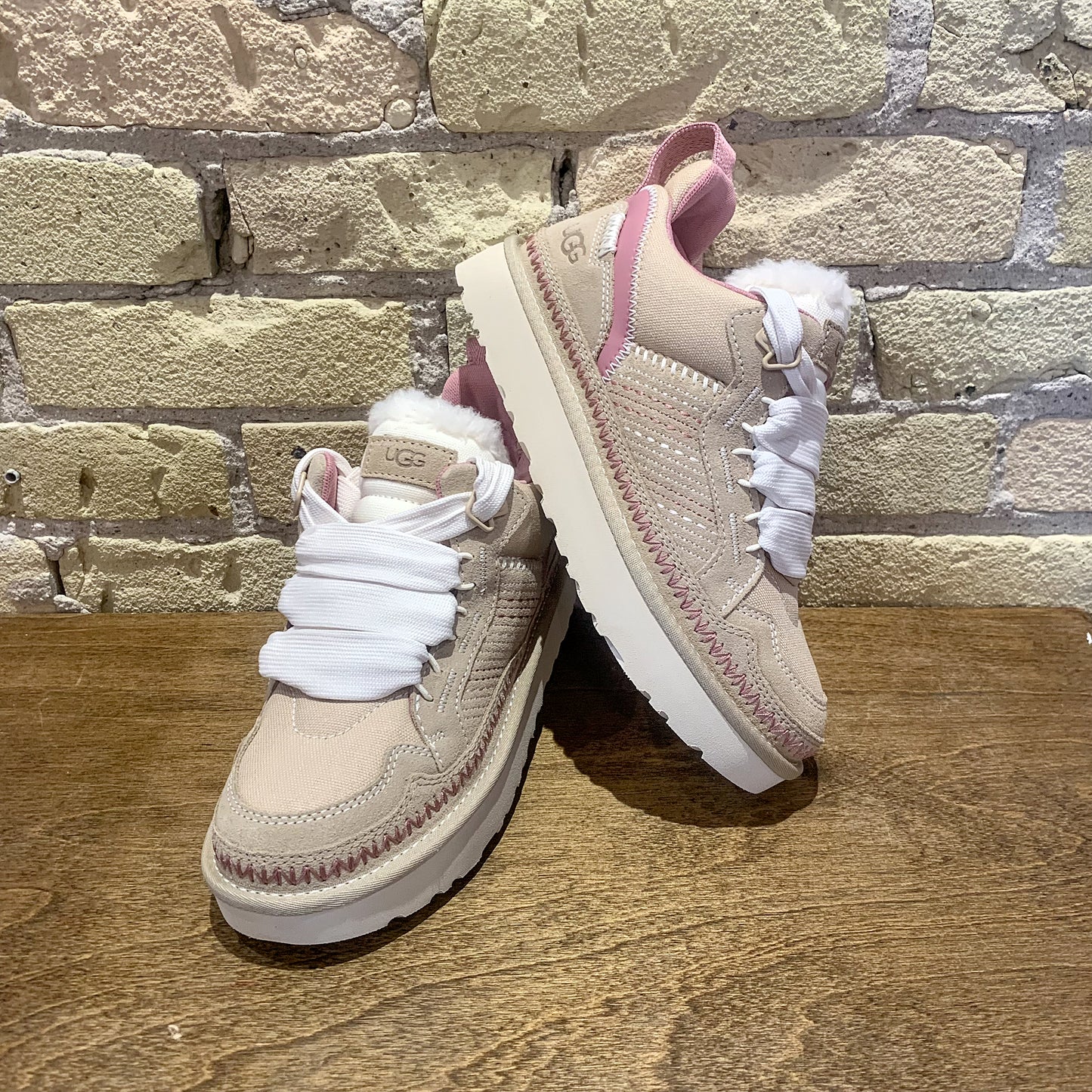 UGG Women's Lowmel Meadow