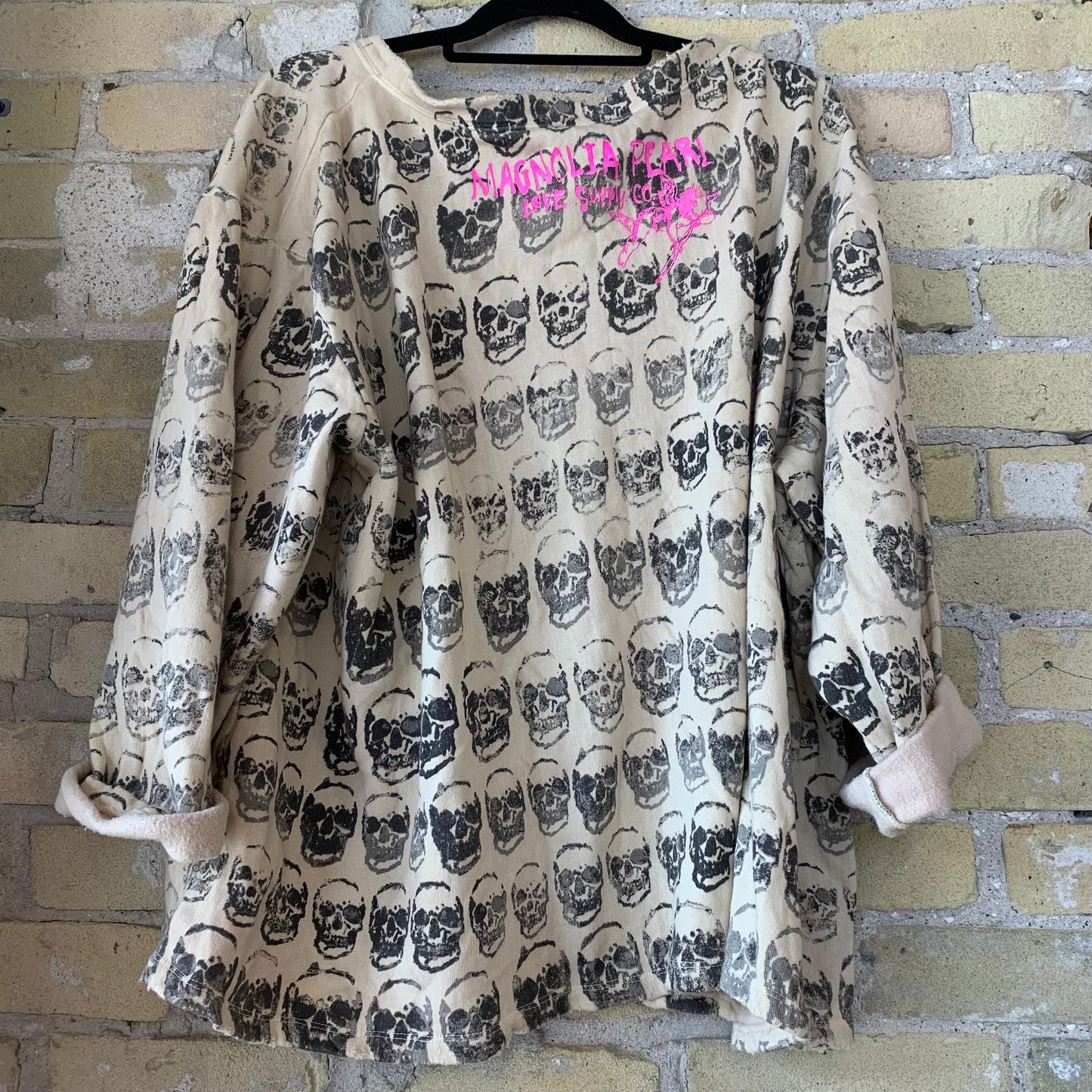 Magnolia Pearl Skulls Nago Sweatshirt