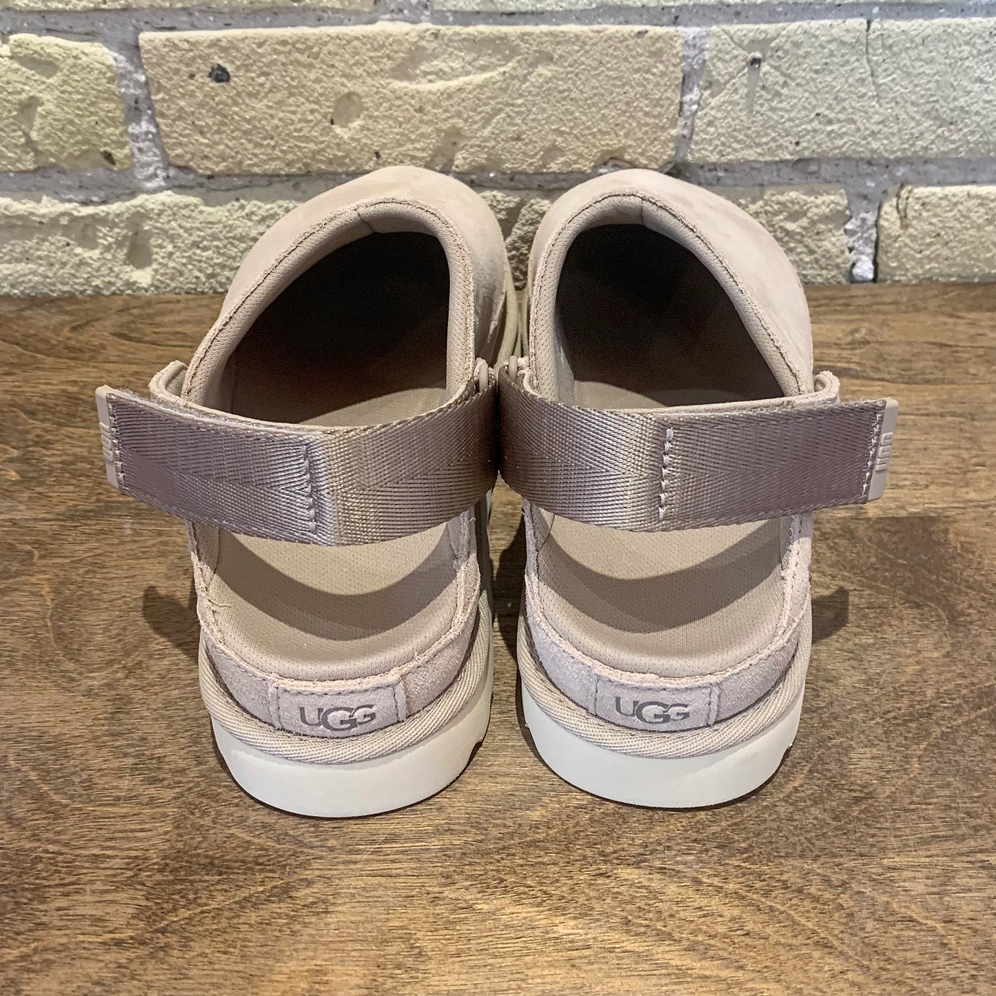 UGG Women's Goldenstar Clog