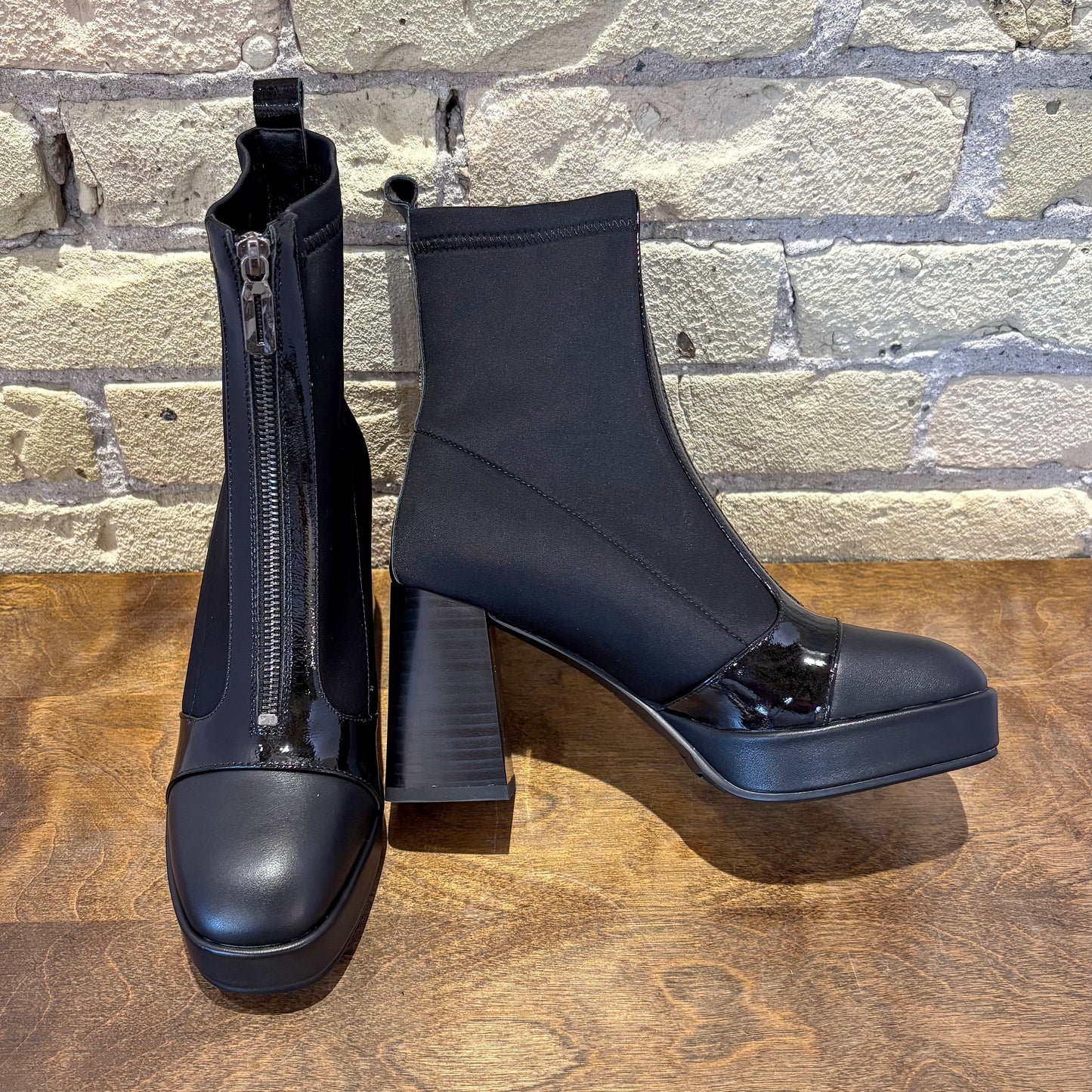 Azura NOTICEME Boots