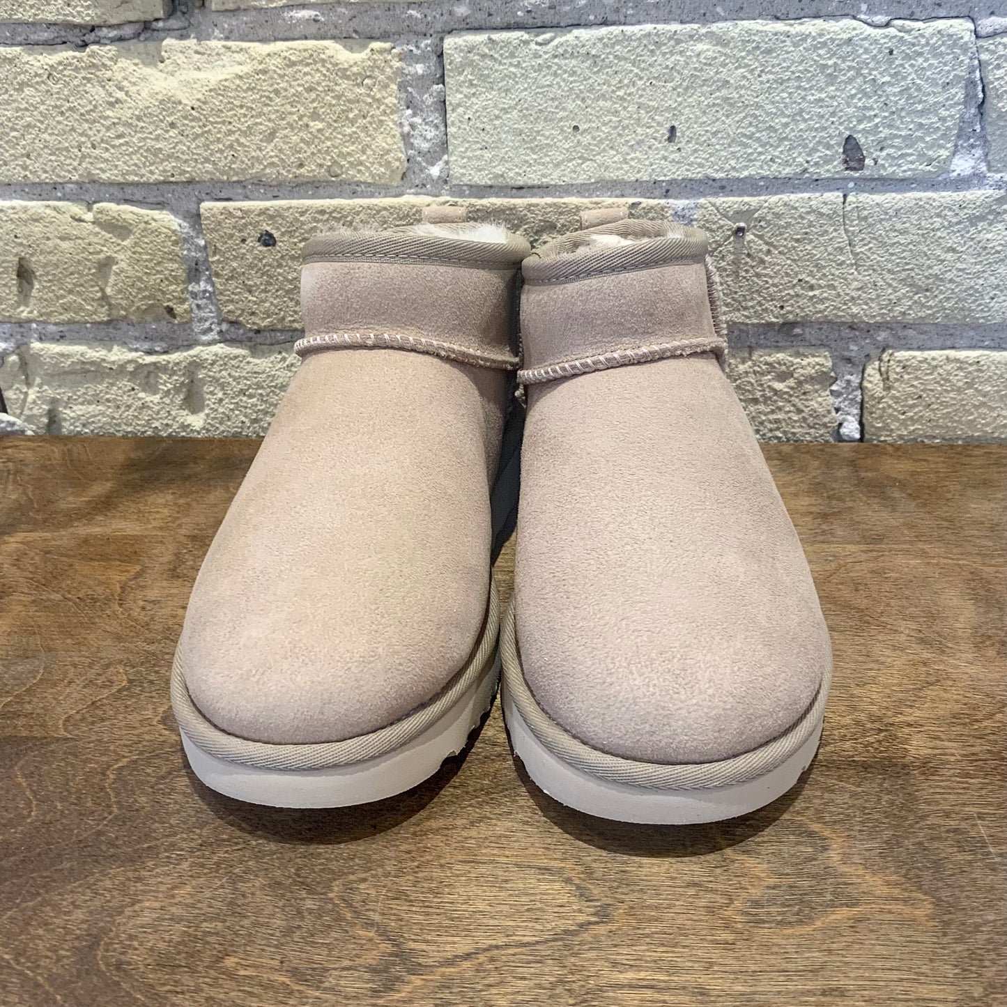 UGG Women's Classic Ultra Mini