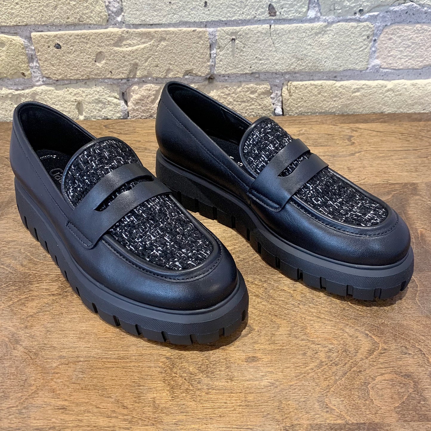 Gabor Black Leather Tweed Loafer