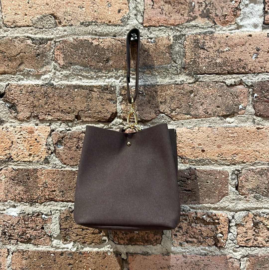 ALL BLACK Wristlet