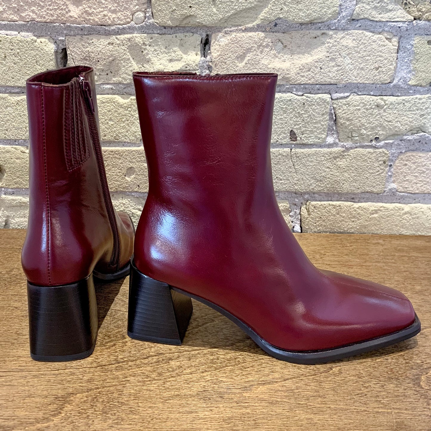 Jeffrey Campbell Sherpal-2