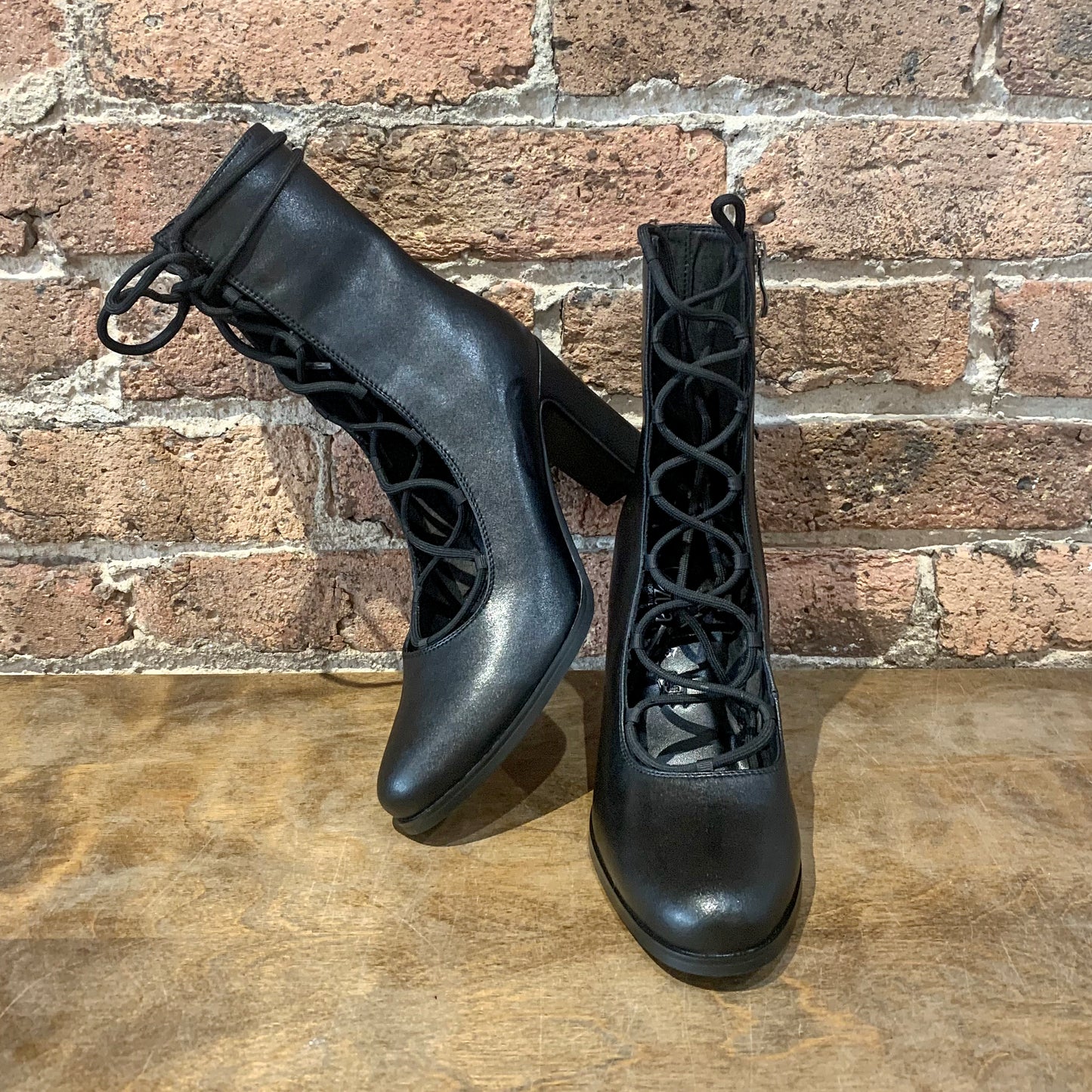 Azura Burmese Heels