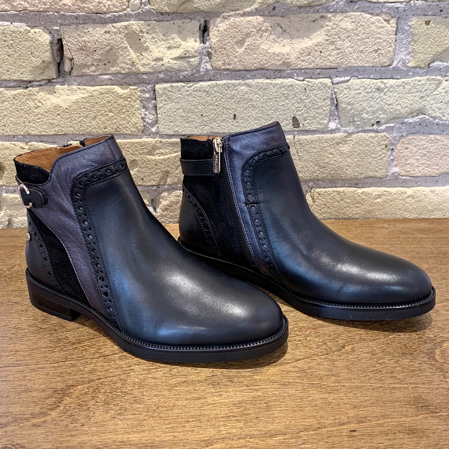 Pikolinos Puertollano Boot Black W3C-8553C1