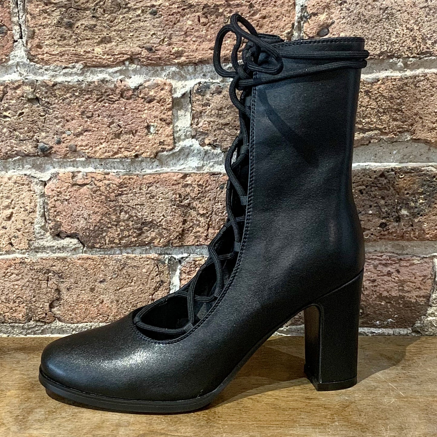 Azura Burmese Heels