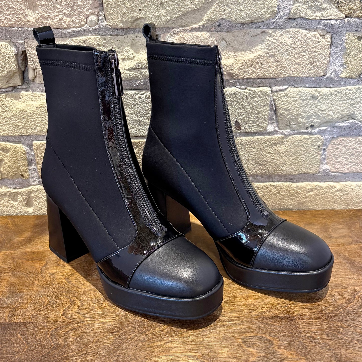 Azura NOTICEME Boots