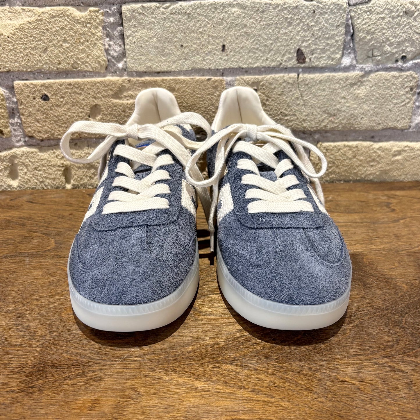 BACK 70 Boston LS Blue Milk