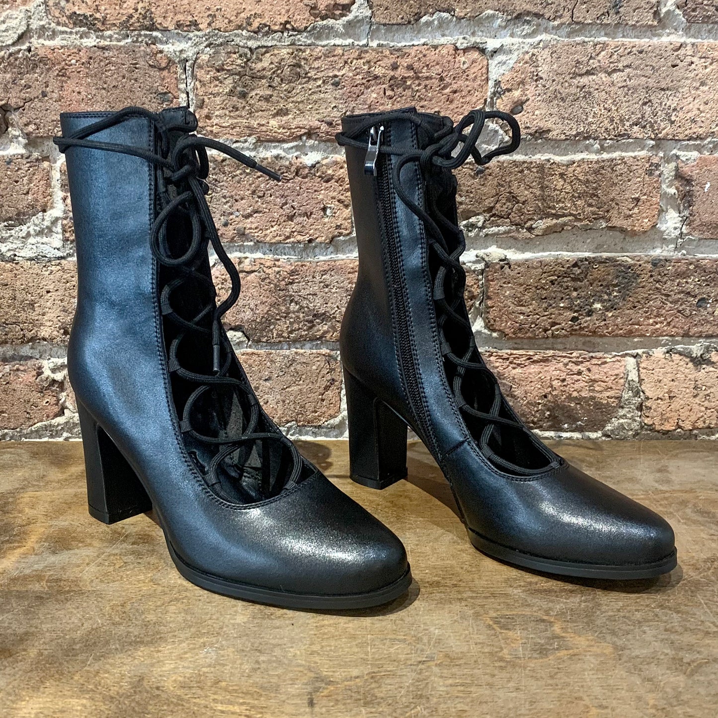 Azura Burmese Heels
