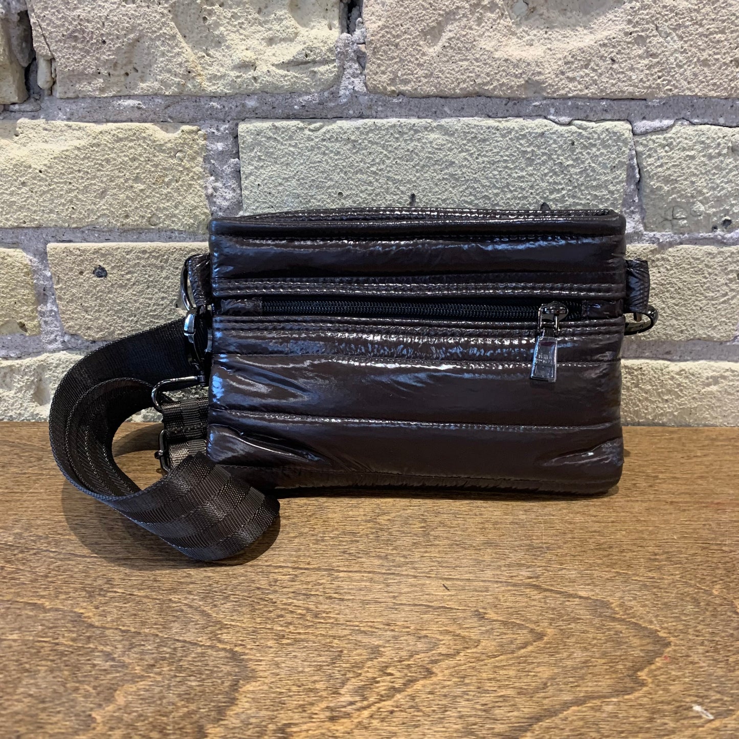 Think Royln Bum Bag/Crossbody Glossy Chocolate