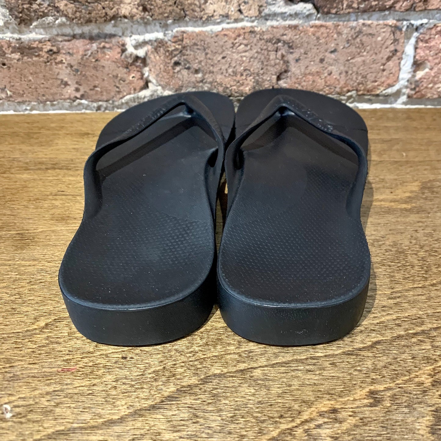 Archies Black - Arch Support Flip Flops