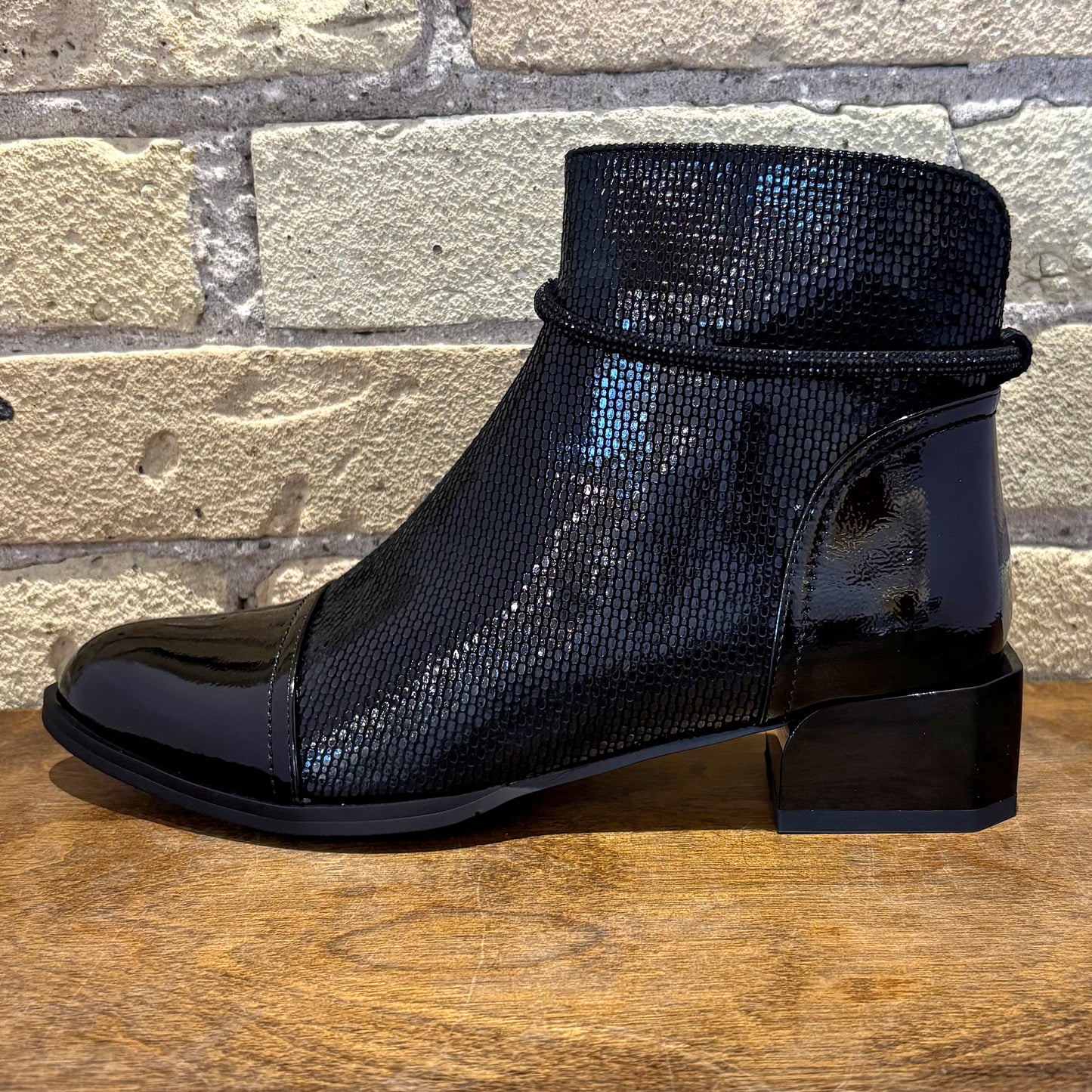 Azura SHELBI Boots