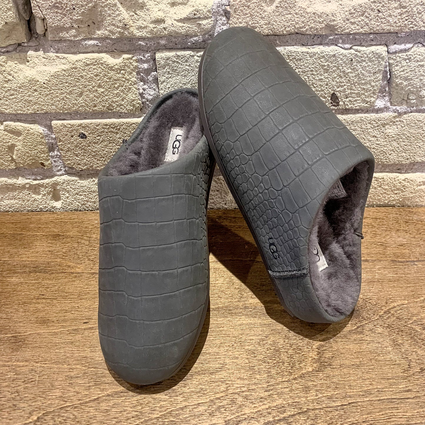 UGG Women's Elea Embossed Slip-On