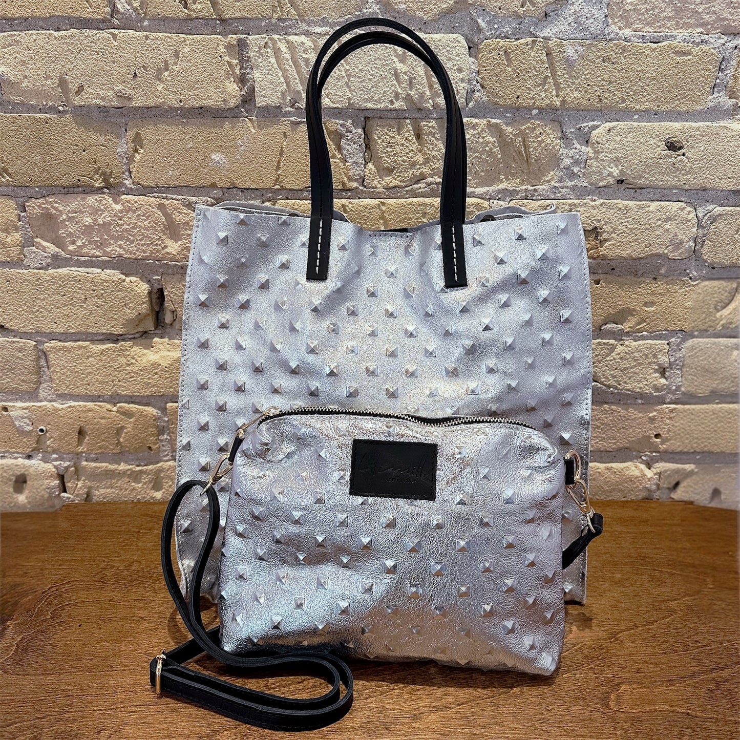 ALL BLACK Pebble Silver