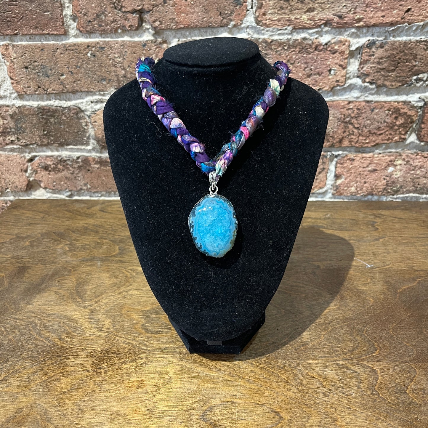 BizRStyle - Solar Agate Gemstone Necklace - Aqua Marine Circle