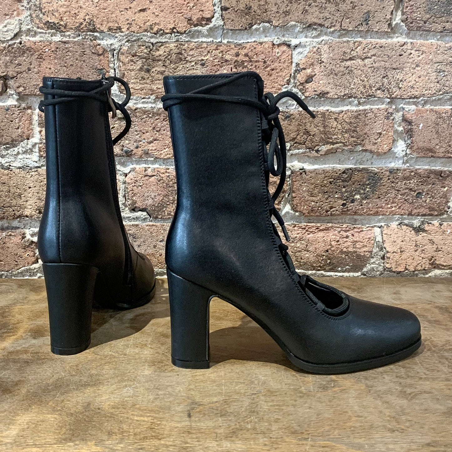 Azura Burmese Heels