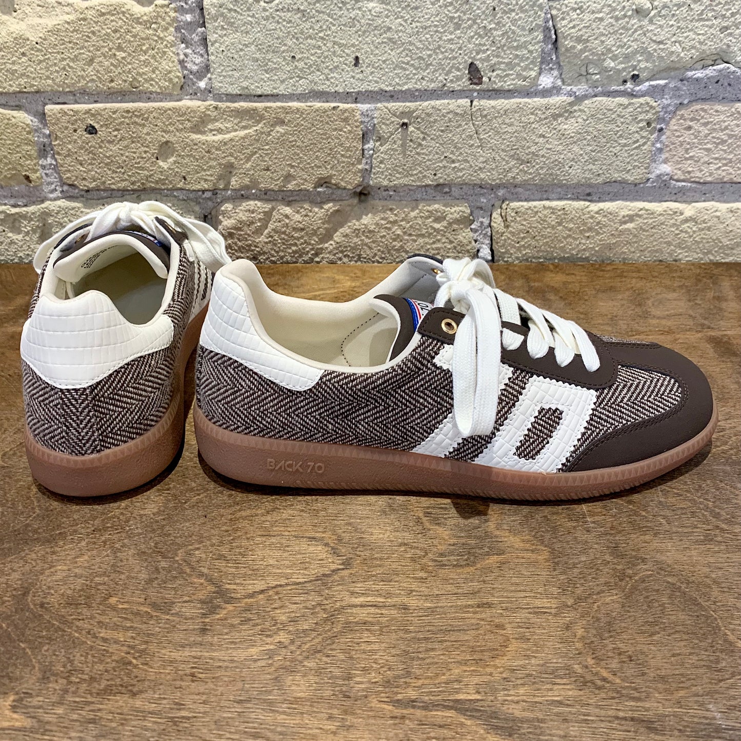 BACK 70 Cloud F Coffee Milk