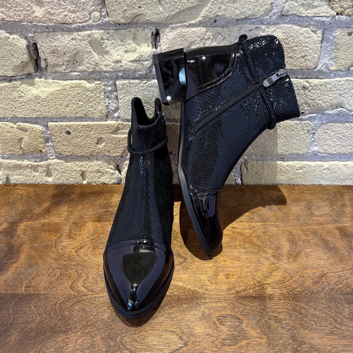 Azura SHELBI Boots