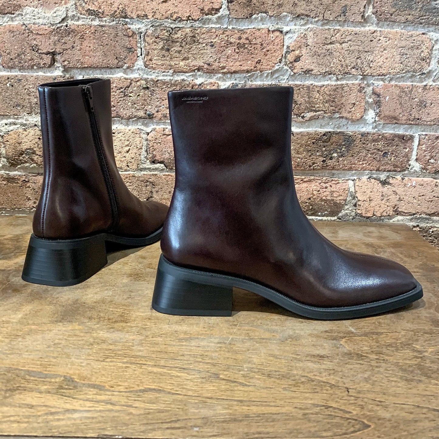 Vagabond Blanca Chocolate Boot