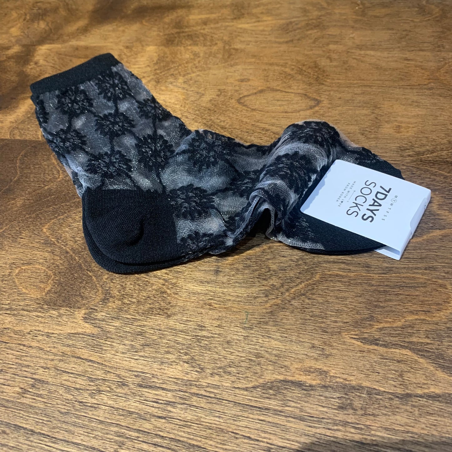 Crew Sheer Big Flower See-Through Socks