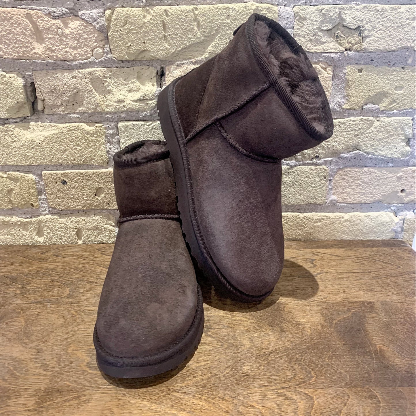 UGG Women's Classic Mini II