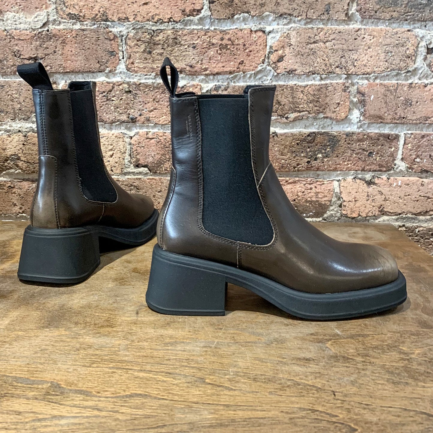 Vagabond Dorah Chelsea Boot