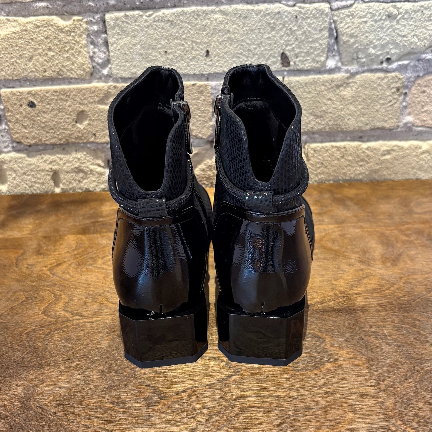 Azura SHELBI Boots