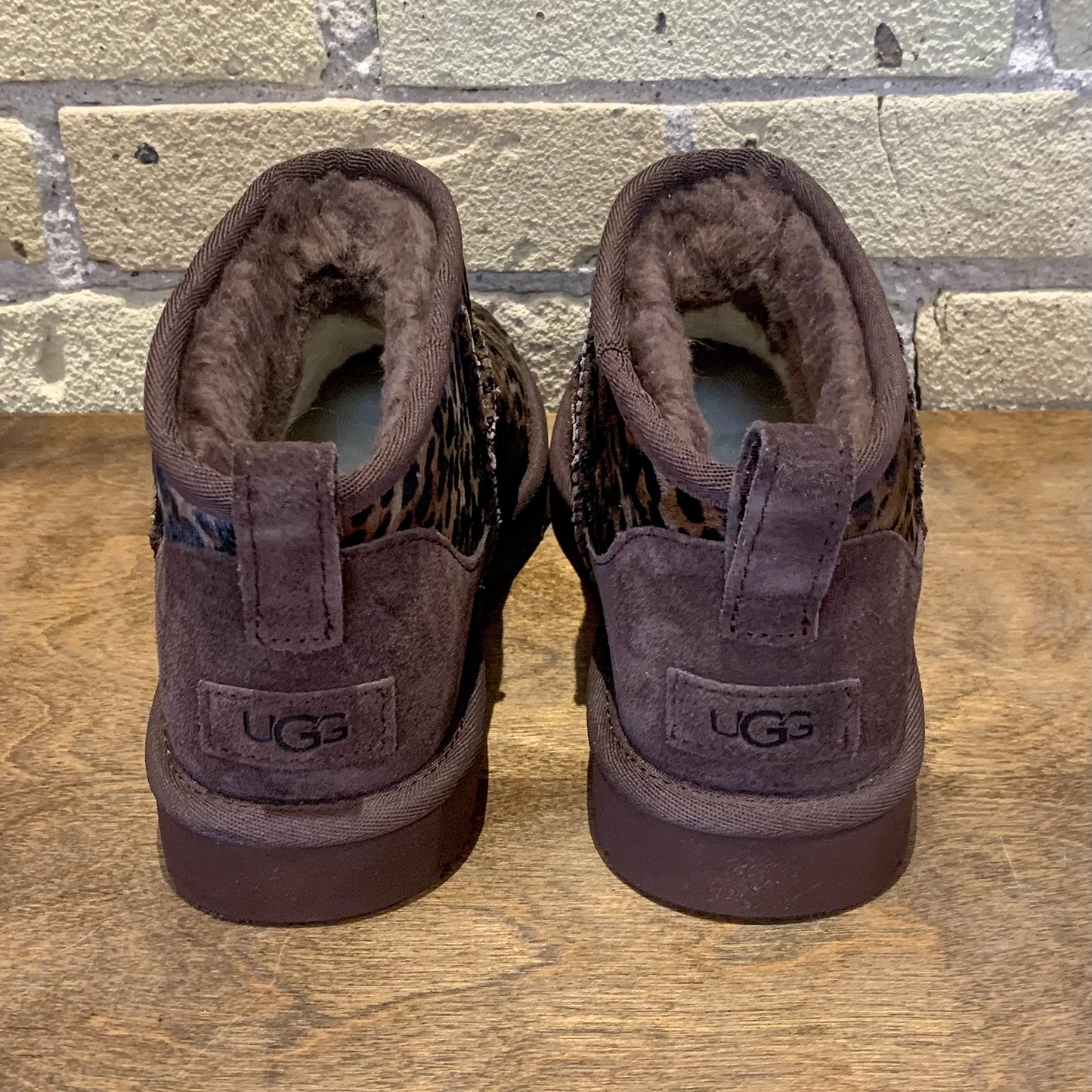 UGG Women's Classic Ultra Mini Caspian