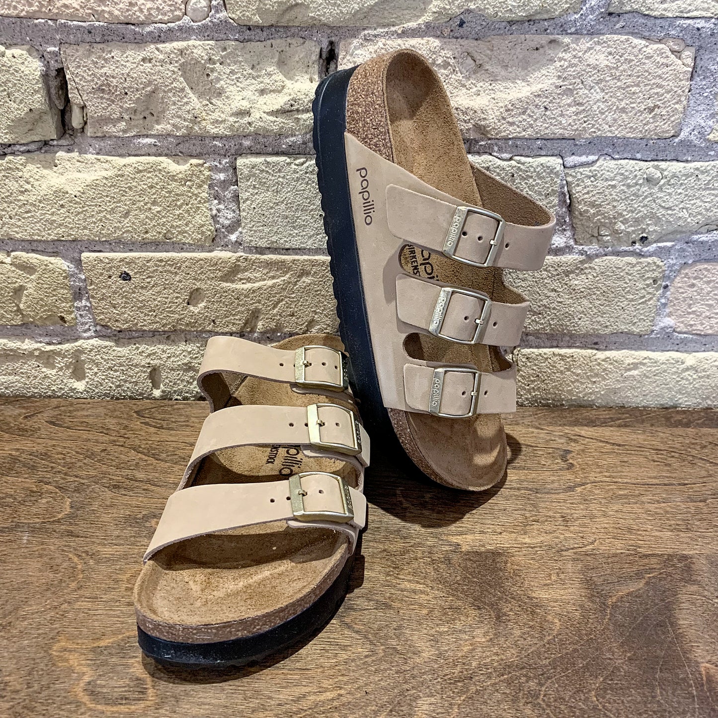 Florida III Platform Sandcastle Nubuck - shoostore