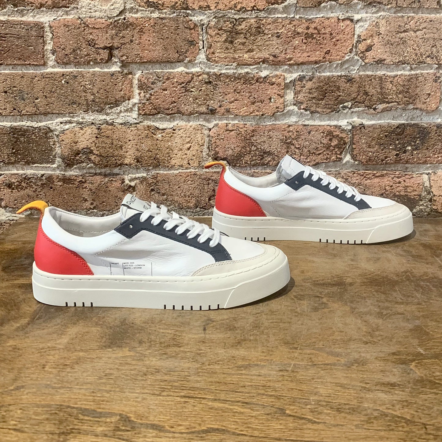 Oncept London White - Storm