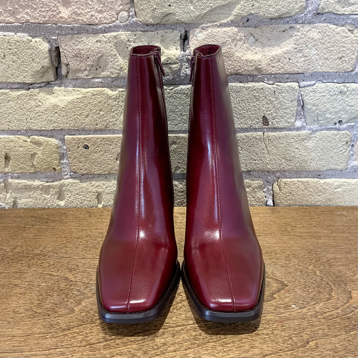 Jeffrey Campbell Sherpal-2