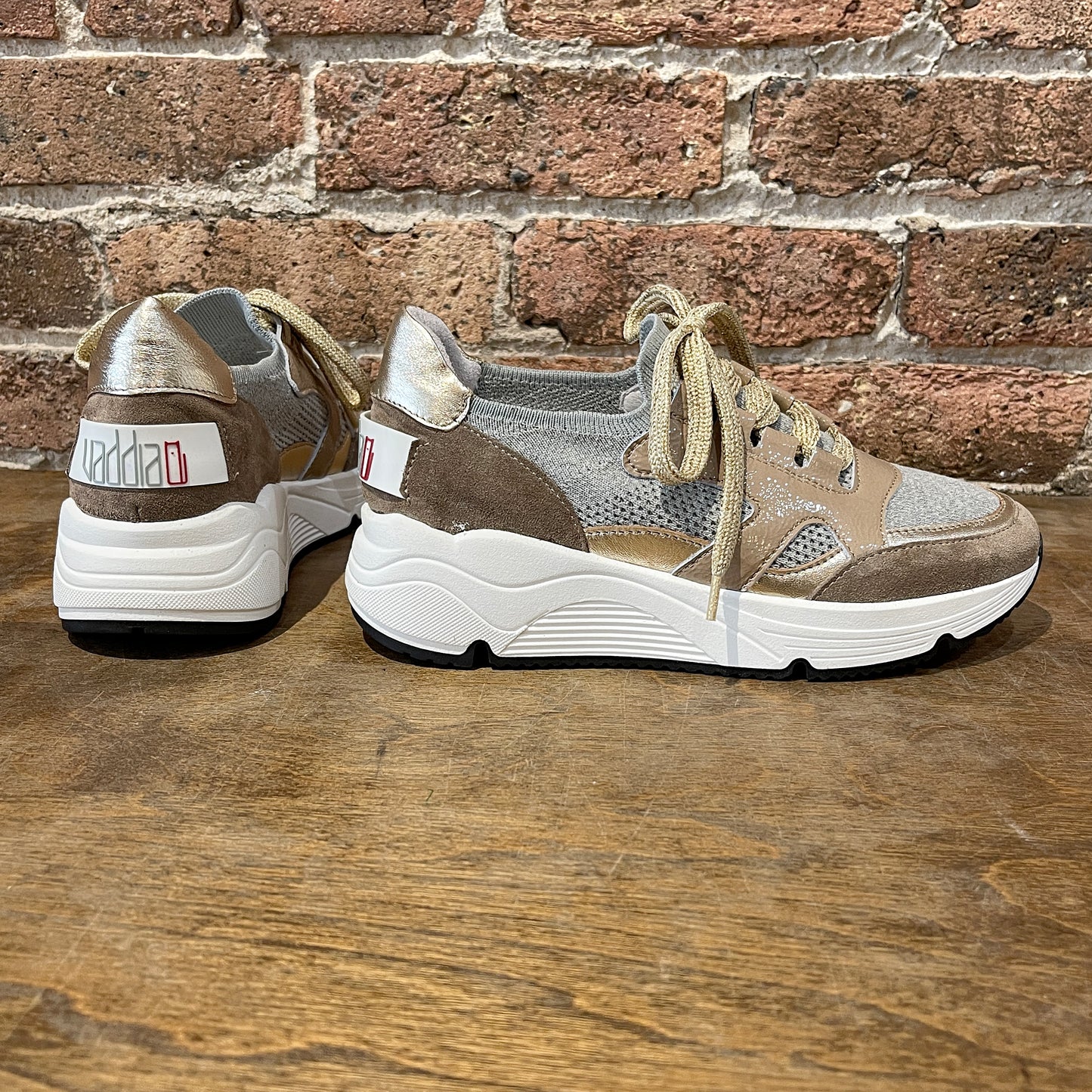Vaddia Bookie Sneakers