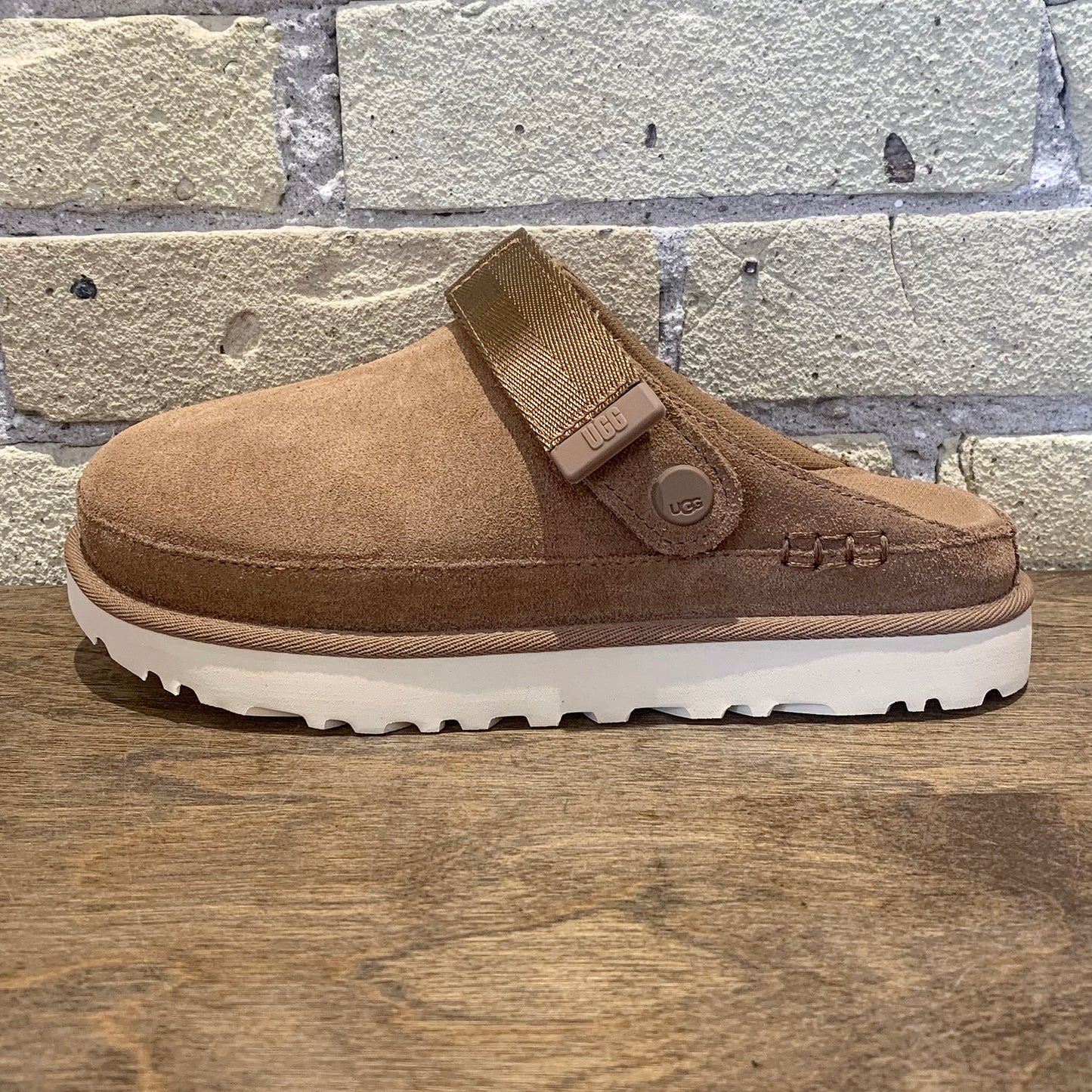 UGG Women's Goldenstar Clog