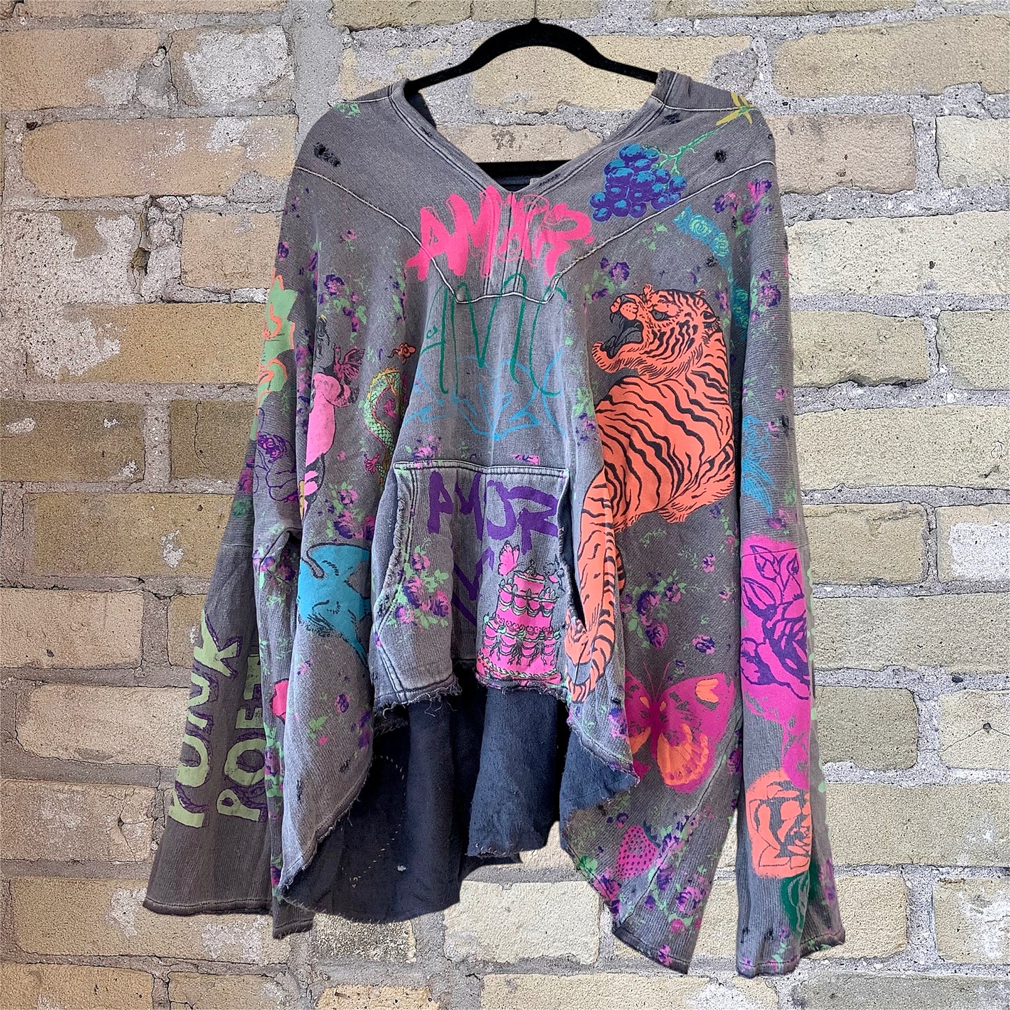 Magnolia Pearl Graphics Raji Hoodie