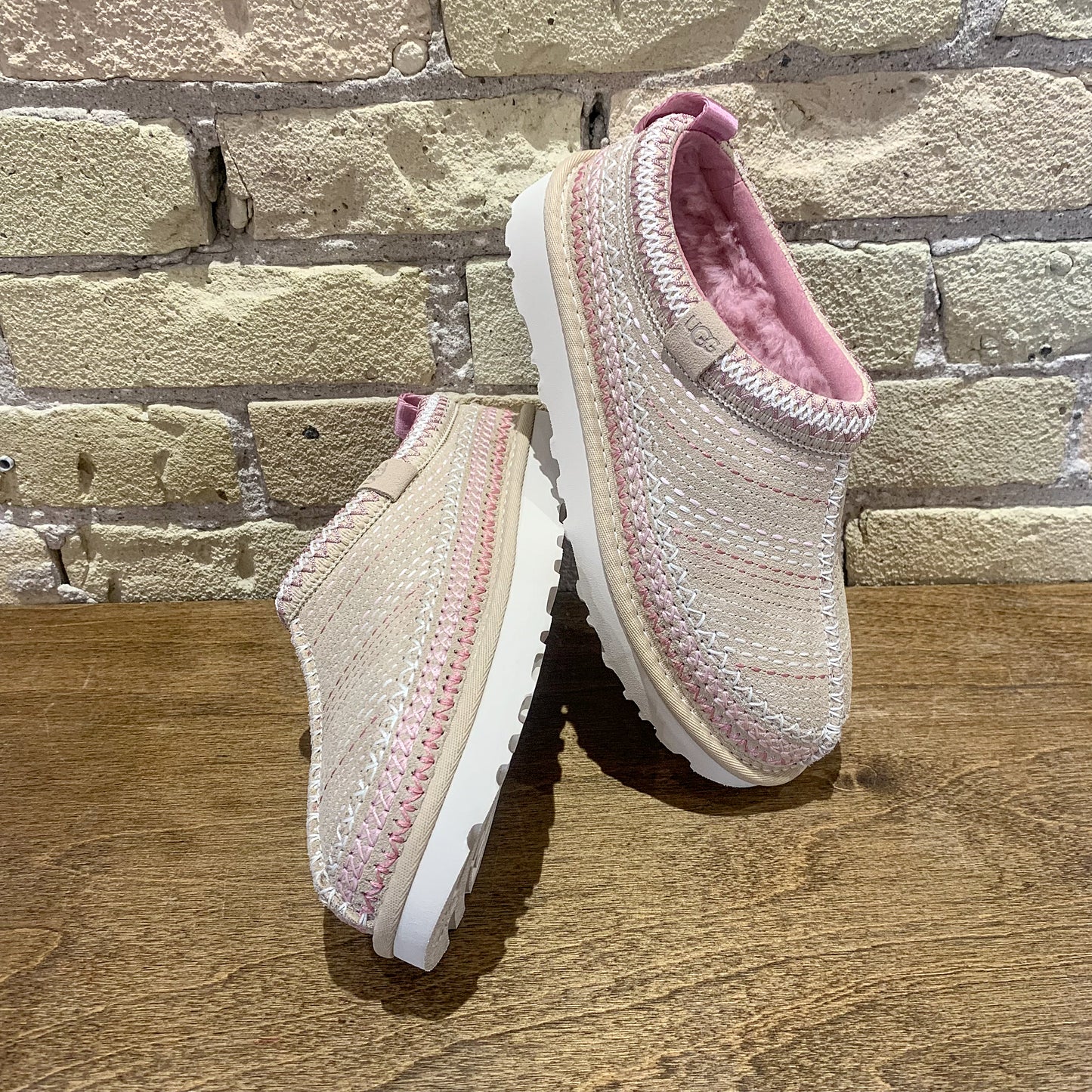 UGG Women's Tasman Meadow