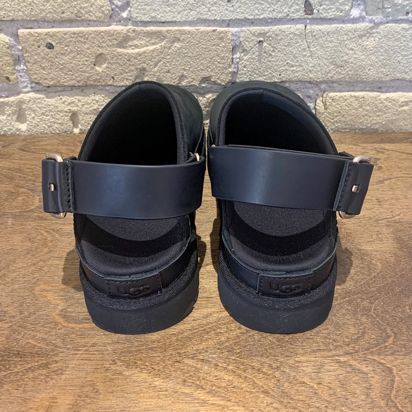 UGG Women's Goldenstar Villa Clog