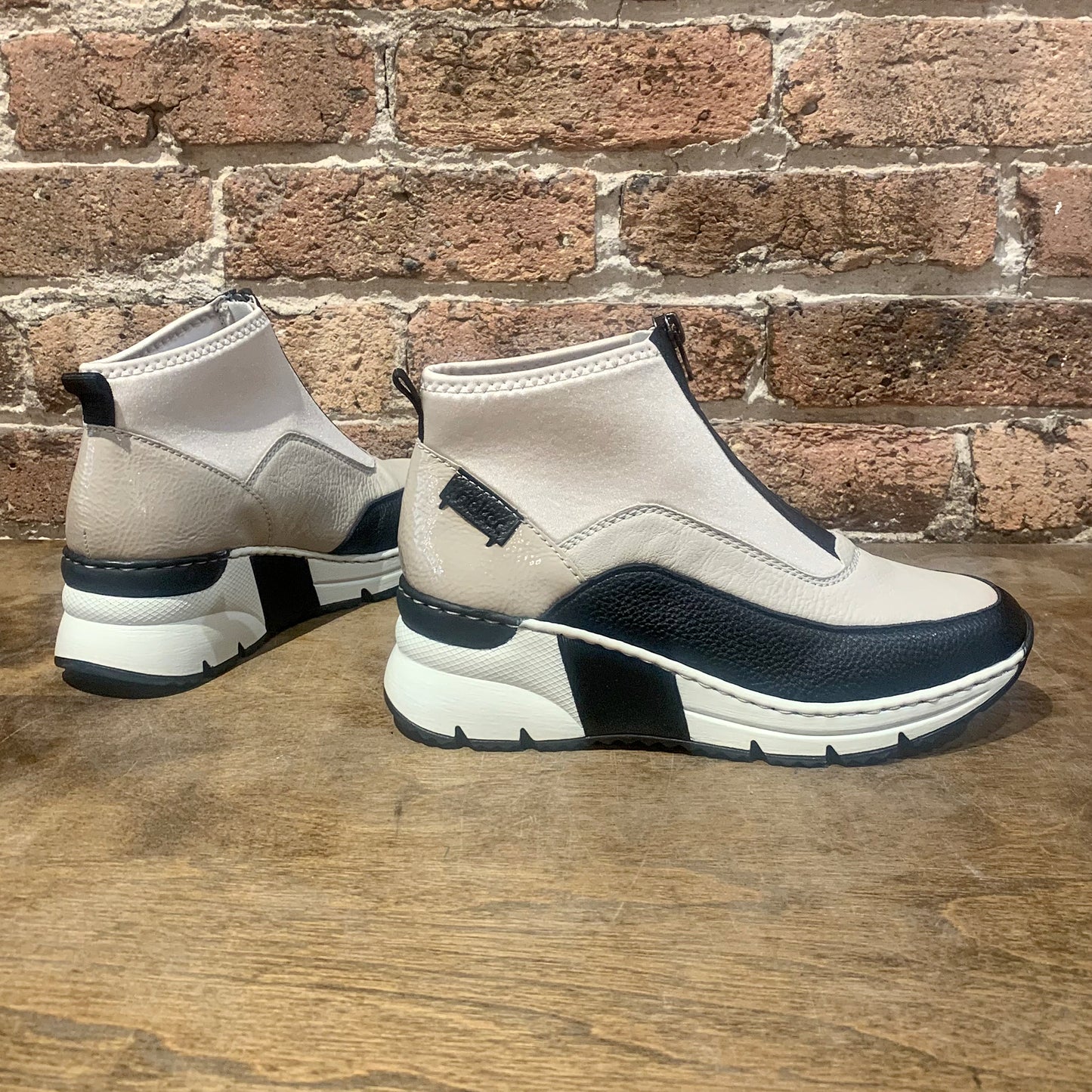 Rieker N6352-60 Kitty