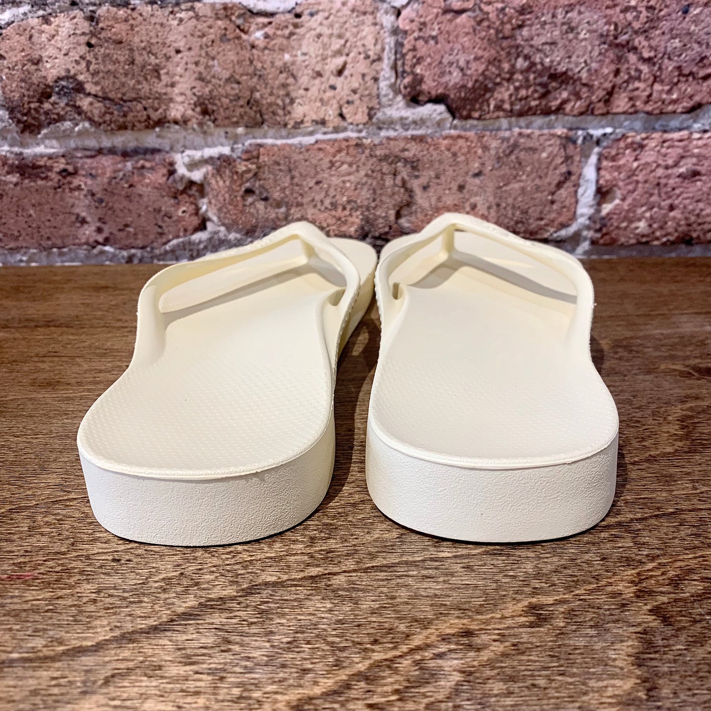 Archies Lemon - Arch Support Flip Flops