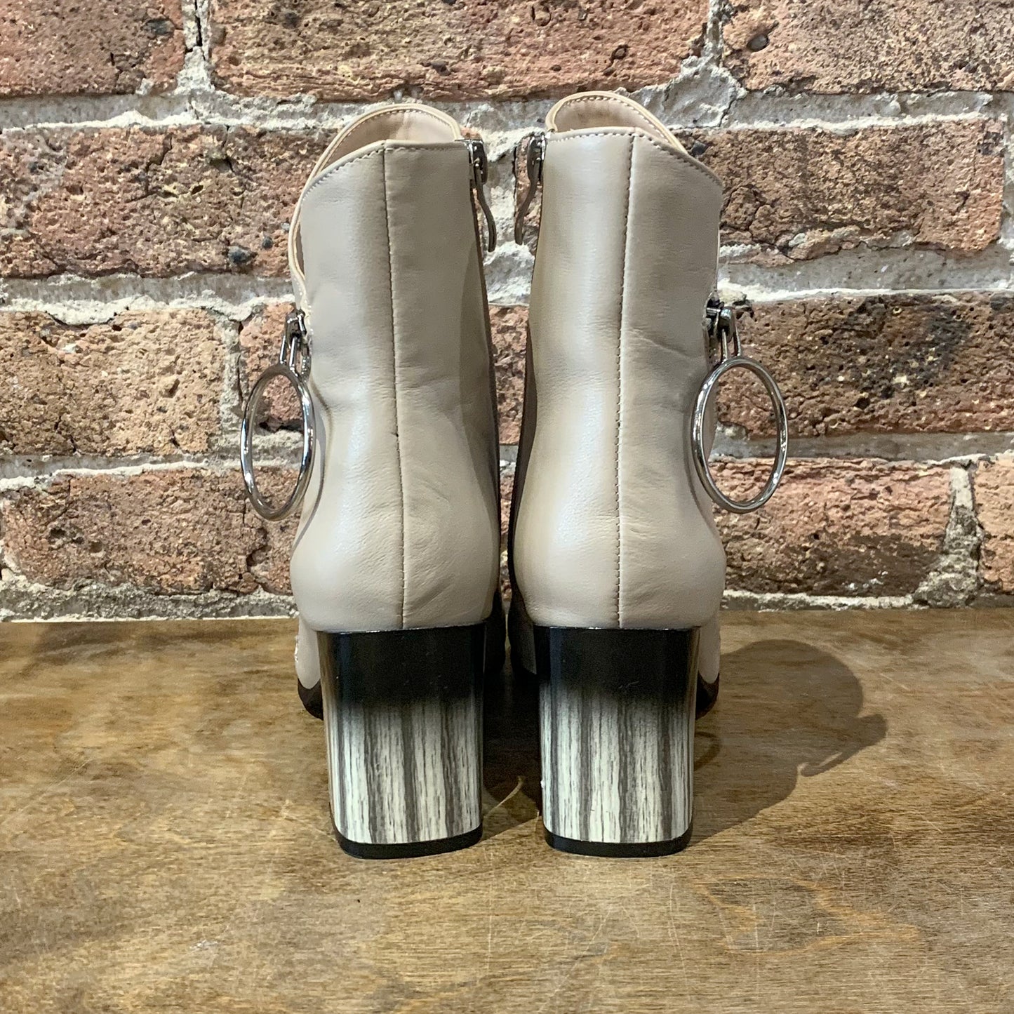 Azura Fabulosa Booties