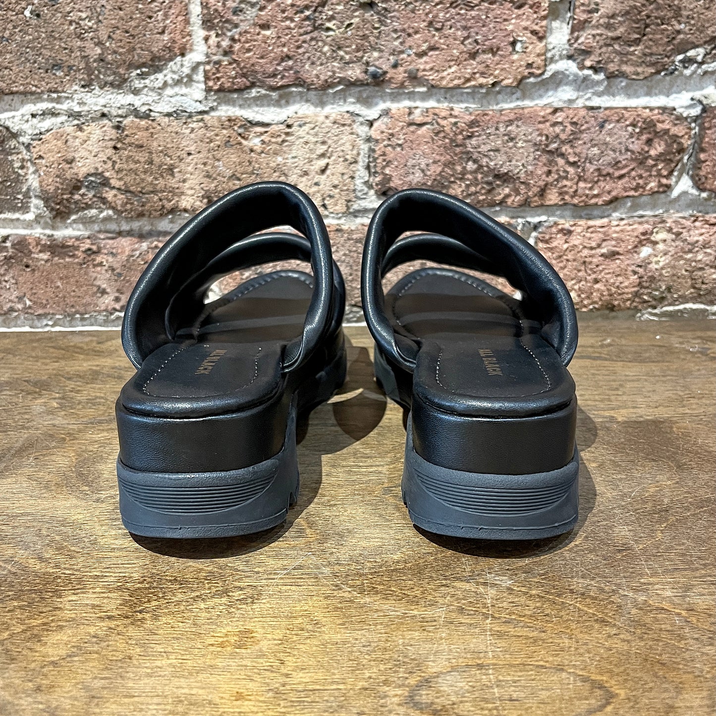 ALL BLACK Double Collar Slide